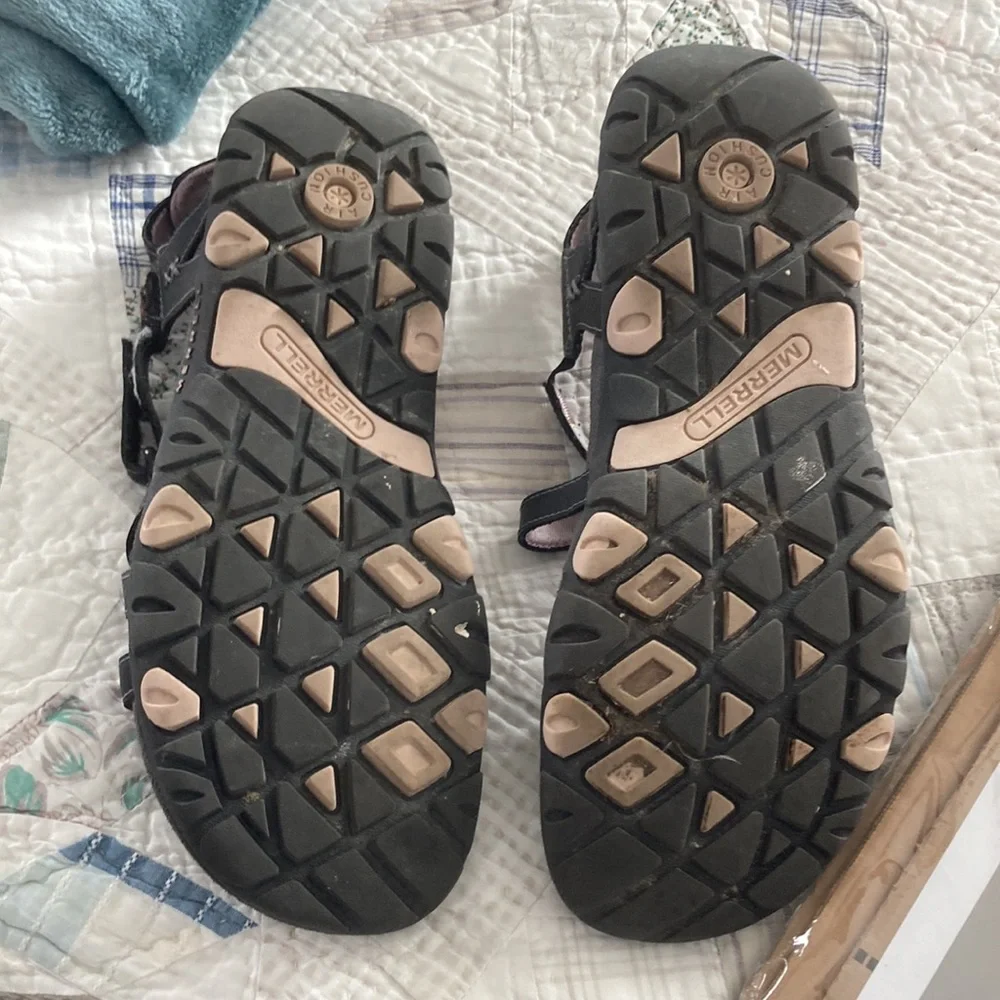 Merrell sandals - Picture 2 of 3
